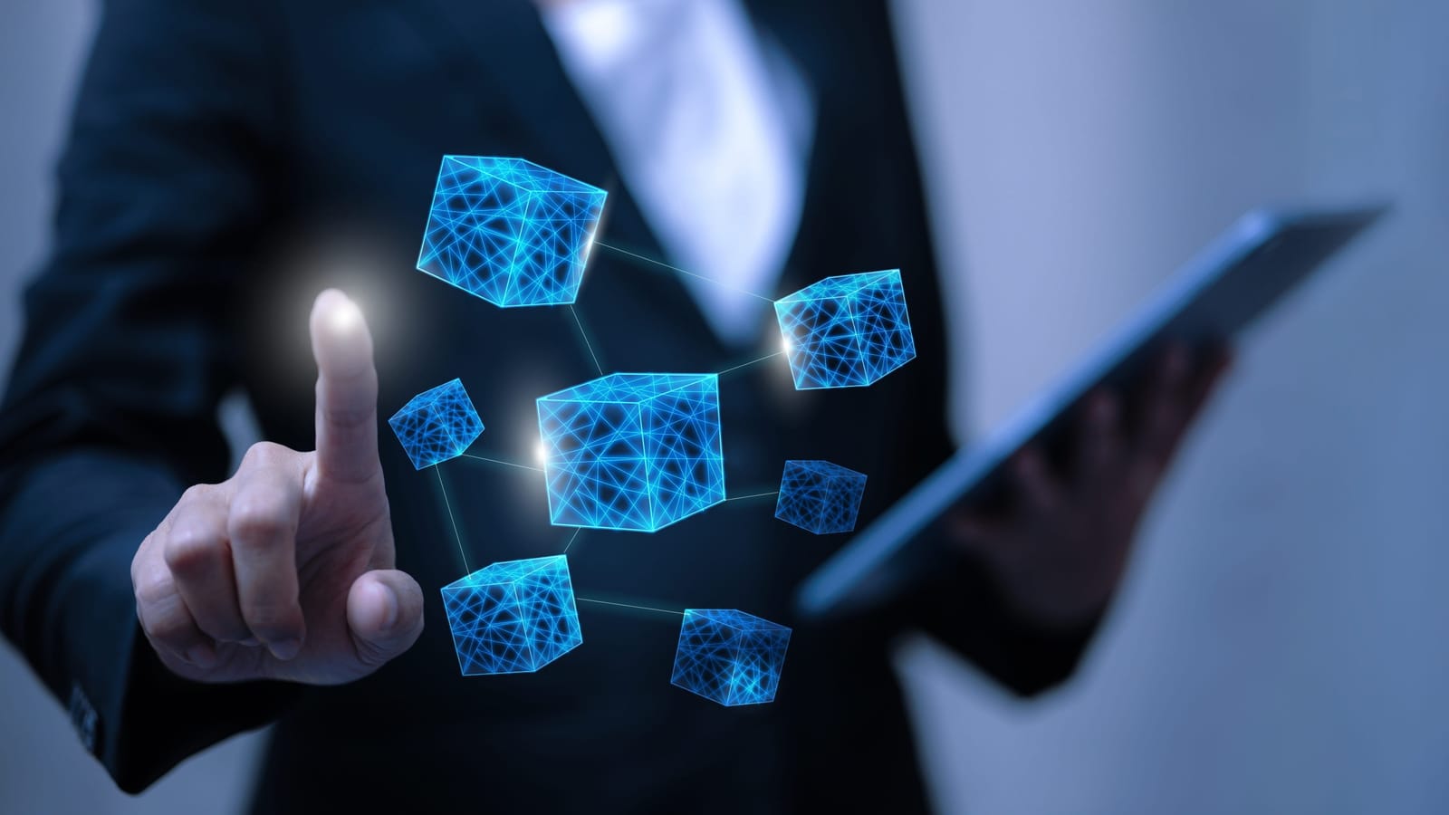 How does a blockchain handle smart contracts? A simple guide for businesses